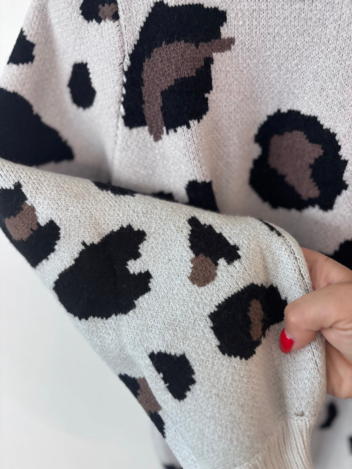 Lost in Lunar Animal Print Sweater | Sz XS (would fit sz Small)