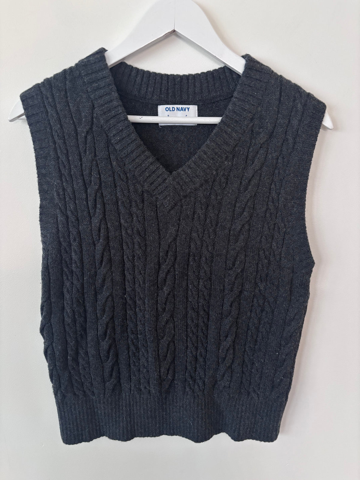 Old Navy Wool-Blend Cable-Knit Vest | Sz Small