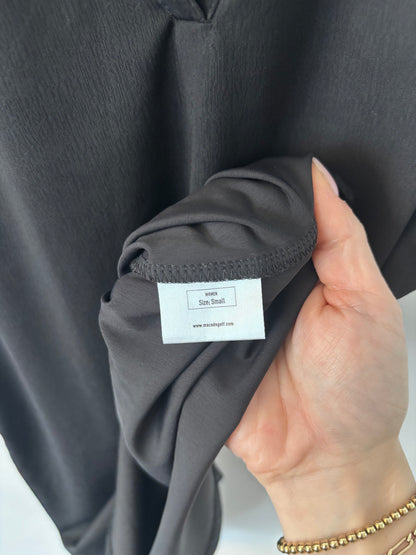 Macade Black Sleeveless Golf Shirt | Sz Small