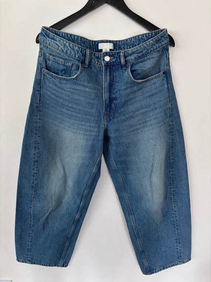 H&M Regular Waist Barrel Leg Jeans | Sz 8 (fit like 29)