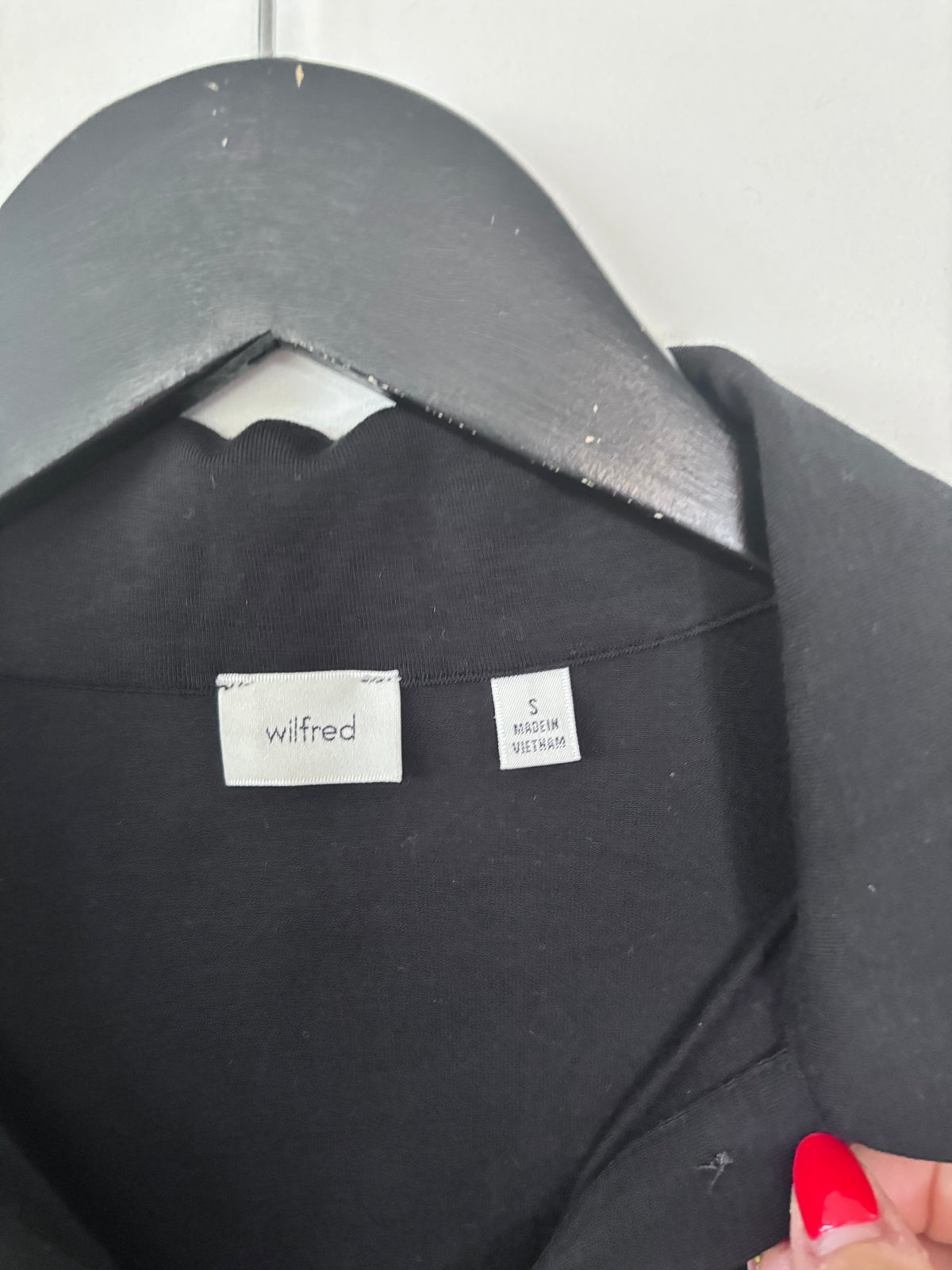 Wilfred Pose Button Up Longsleeve in Black | Sz Small