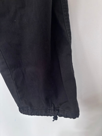Levi's '94 Baggy Cargo Pants in Black | Sz 28