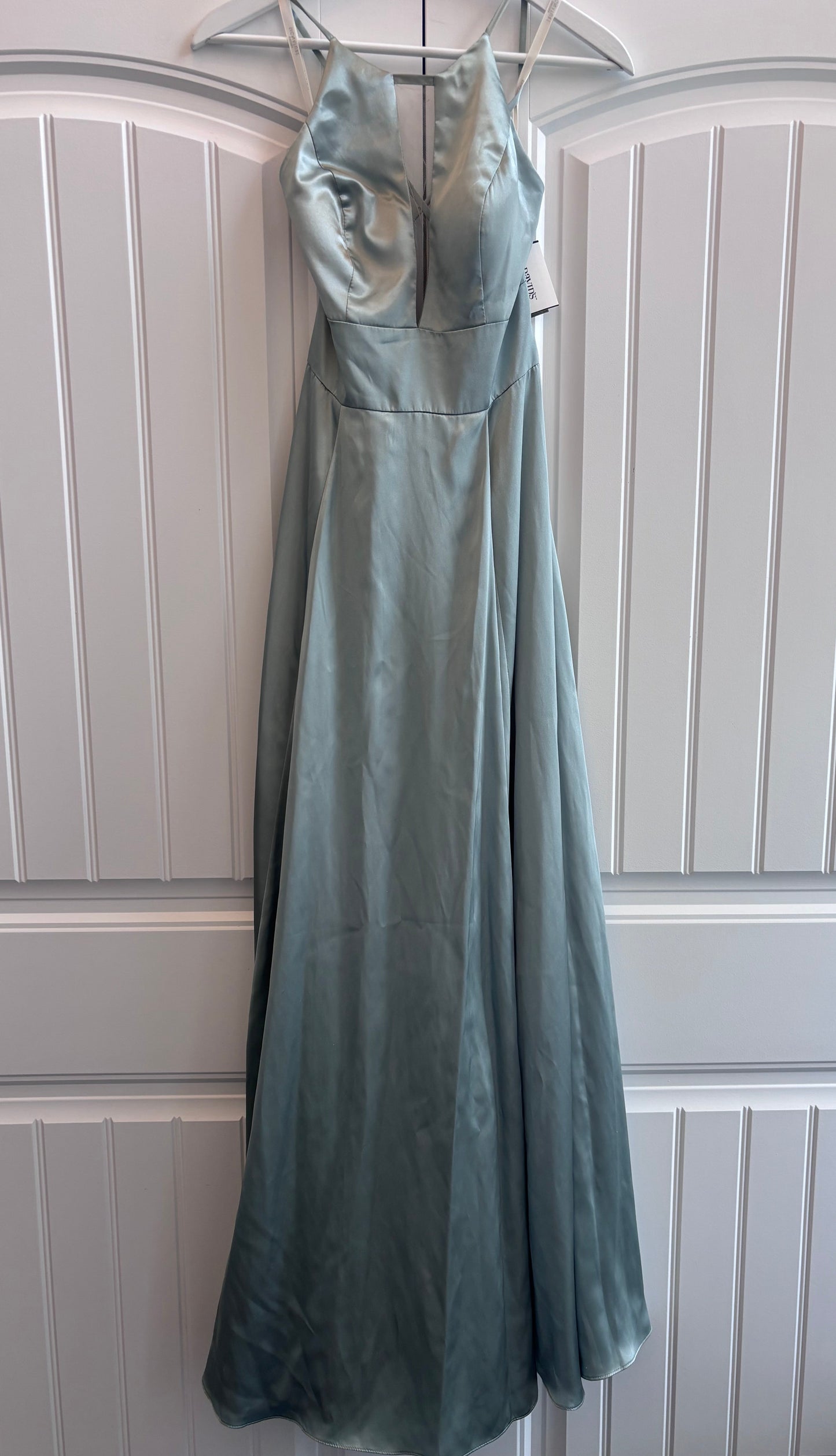David's Bridal Long High Neck Sage Green Keyhole Dress | Sz 4 NWT