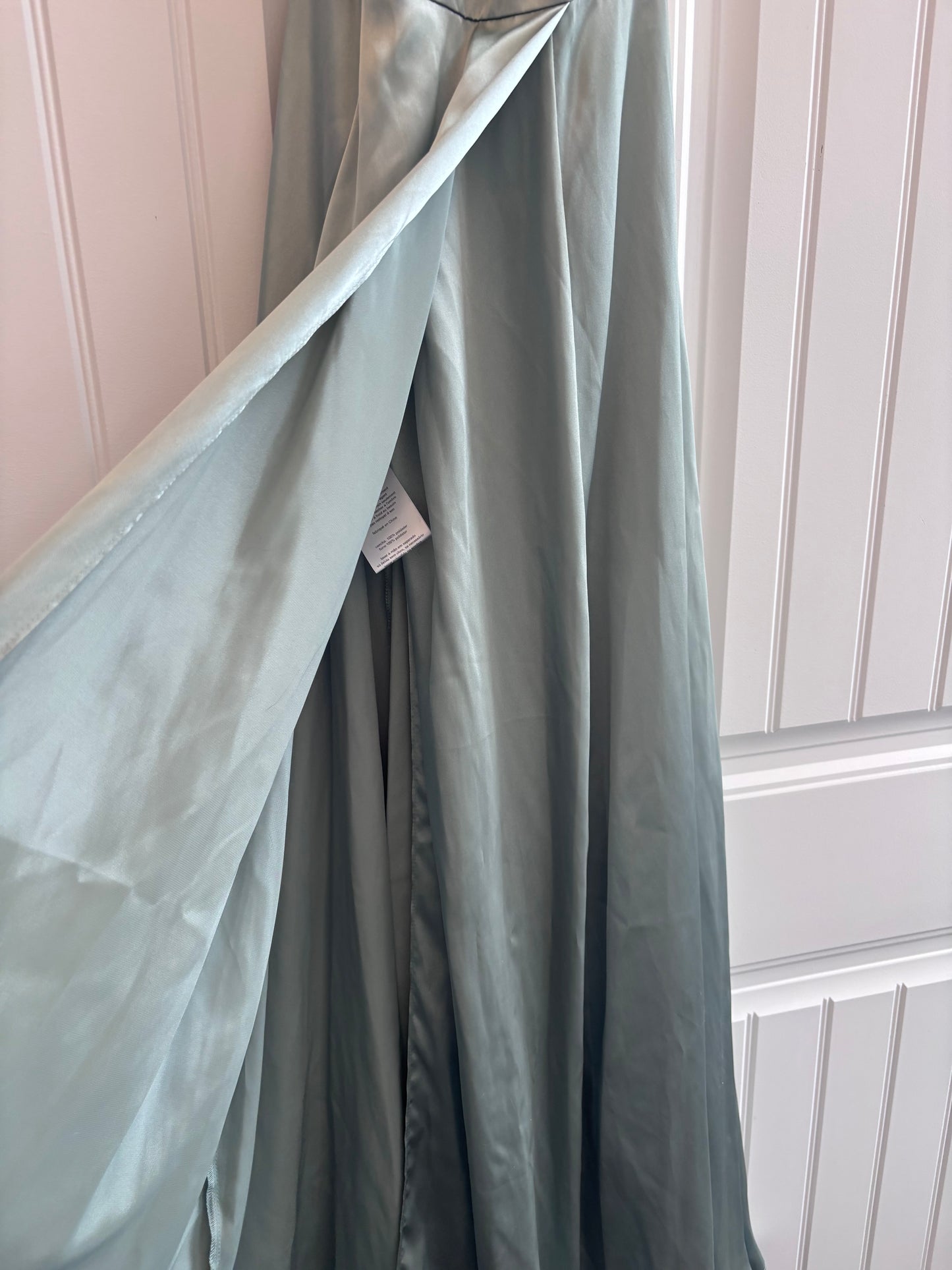 David's Bridal Long High Neck Sage Green Keyhole Dress | Sz 4 NWT
