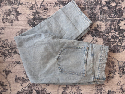 Garage Ex-boyfriend Distressed Light Wash Jeans | Sz 30 or 11