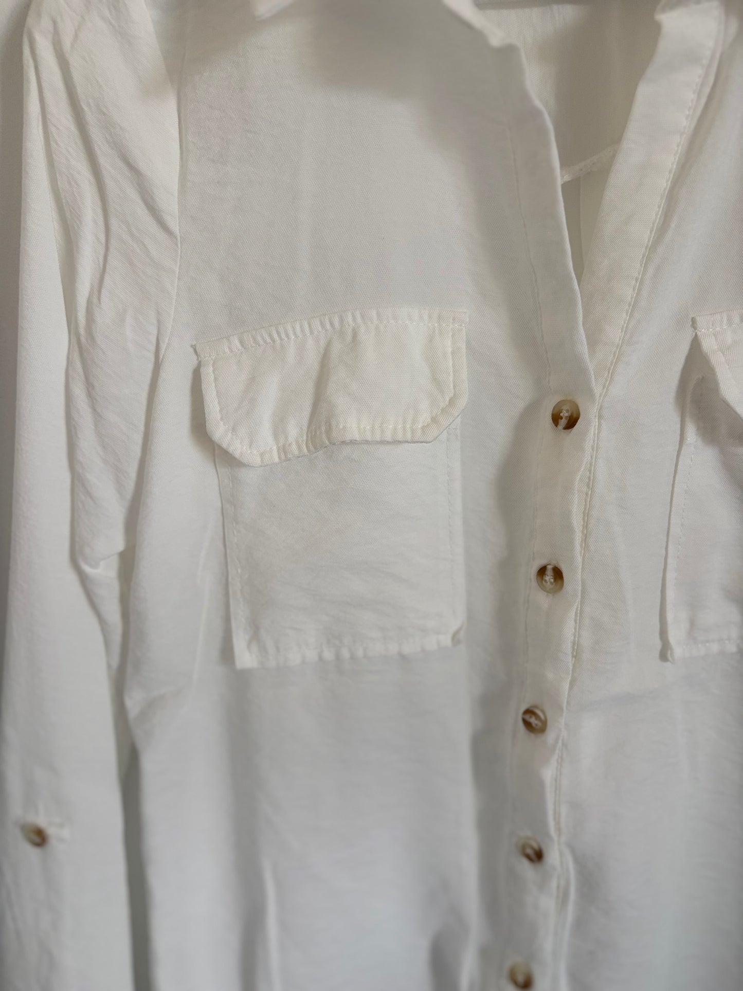 The Workshop White Button Down Utility Shirt | Medium (O27L4)