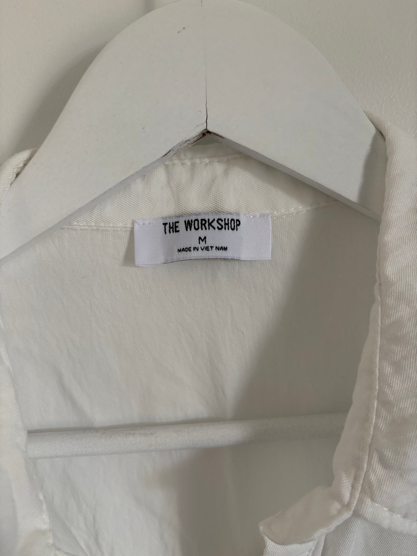 The Workshop White Button Down Utility Shirt | Medium (O27L4)