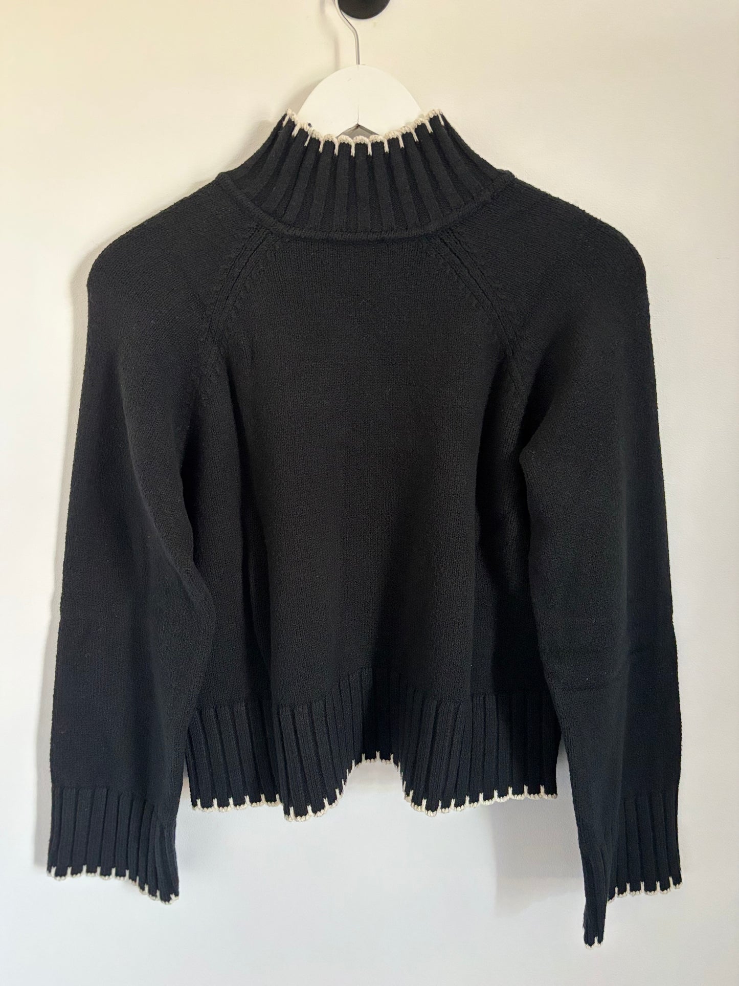 Gap Black CashSoft  Mockneck | Small (O25L4)