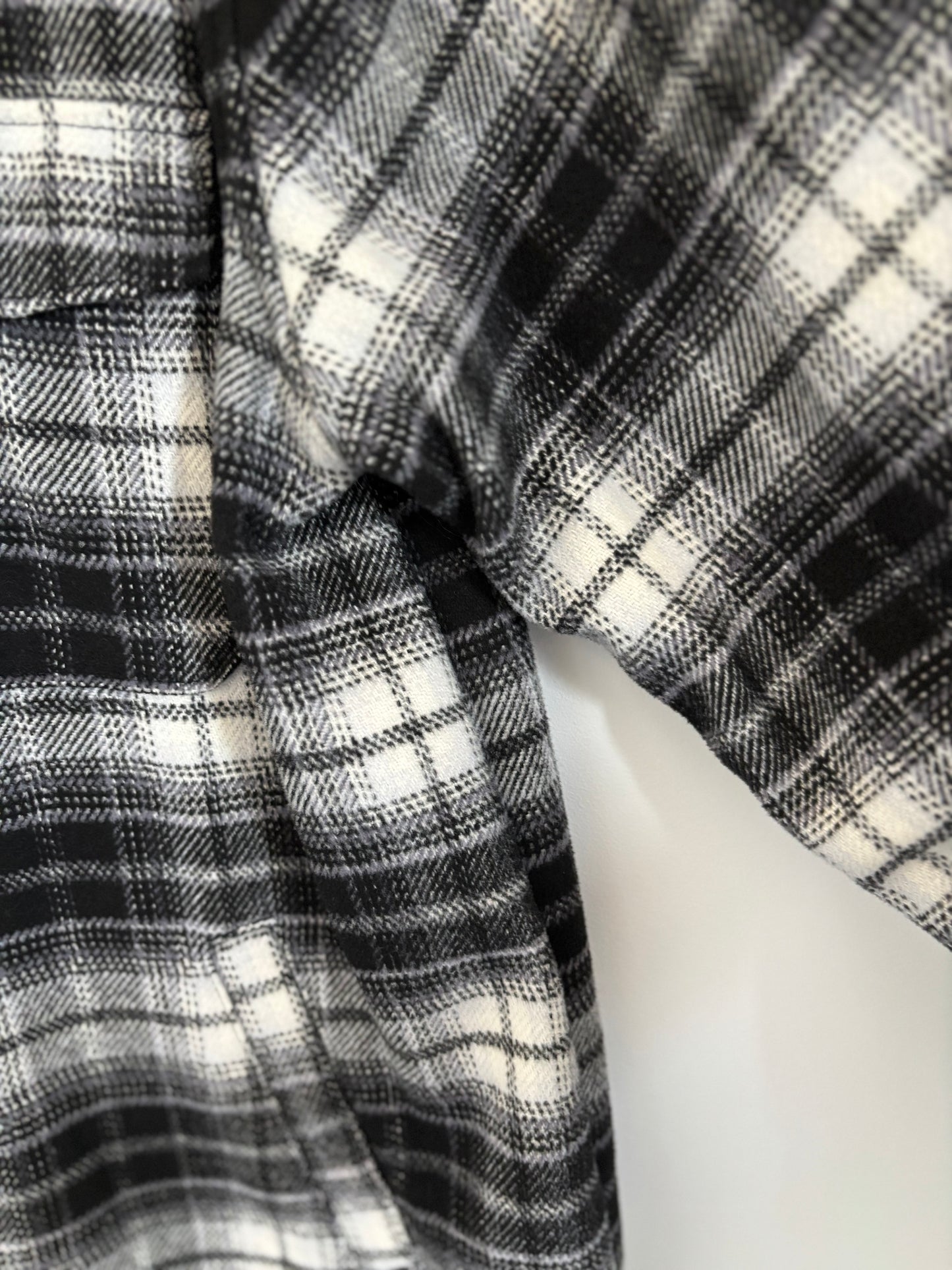 H&M Plaid Black/White Long Jacket | Small (oversized) (O29L4)