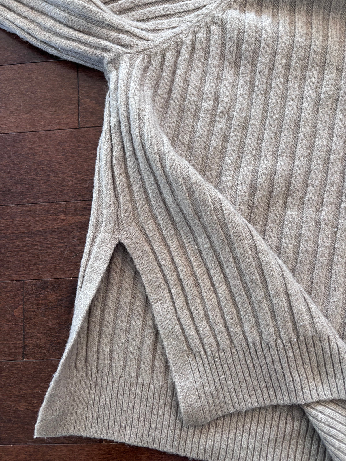 H&M Turtleneck Sweater | Sz Medium