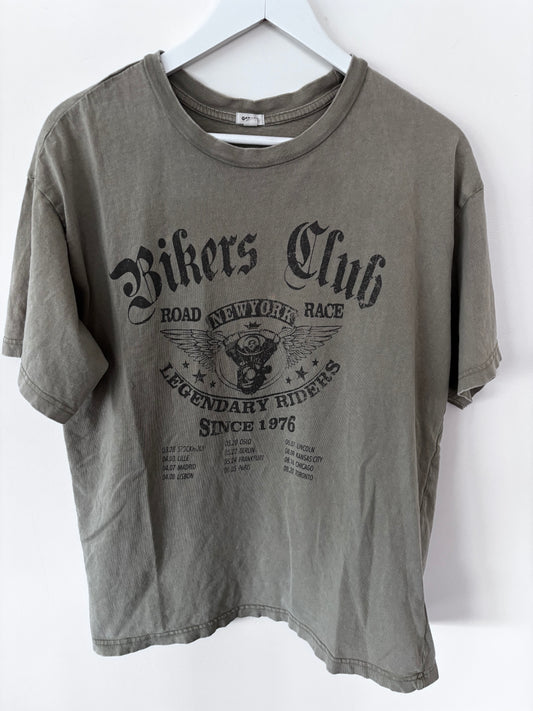 Garage Bikers Club Oversized Graphic Tee | Sz Xs/S fits like Large