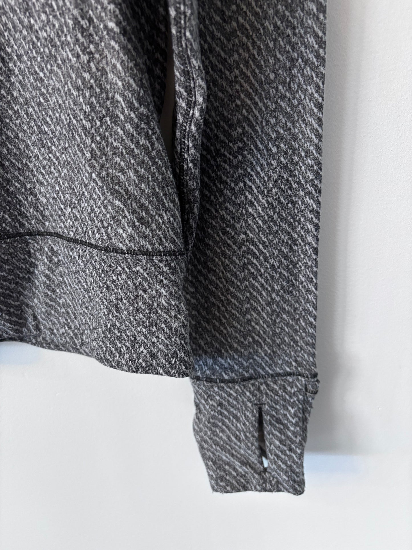 Lululemon Grey Rush Hour Long Sleeve | Sz 10 (correction)