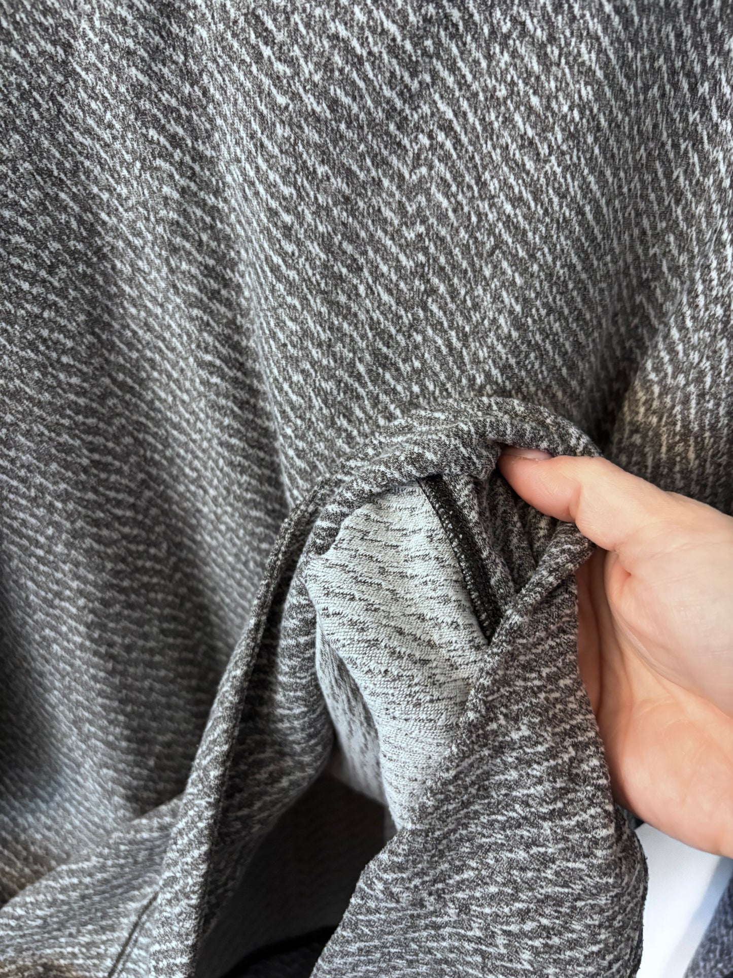 Lululemon Grey Rush Hour Long Sleeve | Sz 10 (correction)