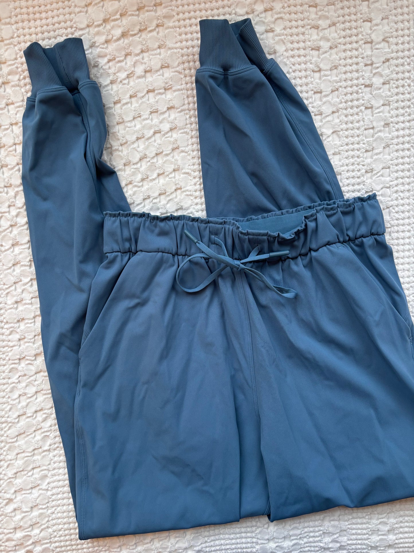 Lululemon Keep Moving Jogger in Denim Blue | Sz 6