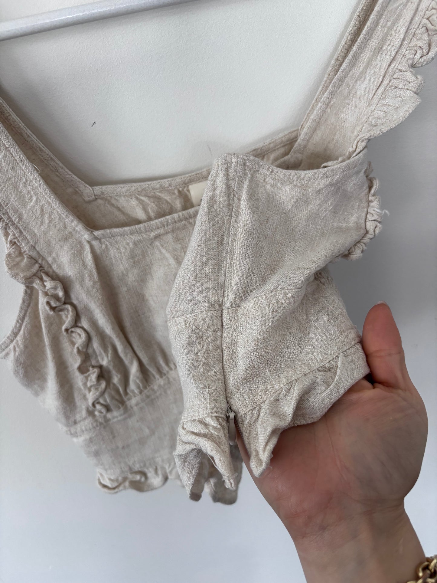 Gentle Fawn Cropped Linen Blend Top | Sz Medium (W3)