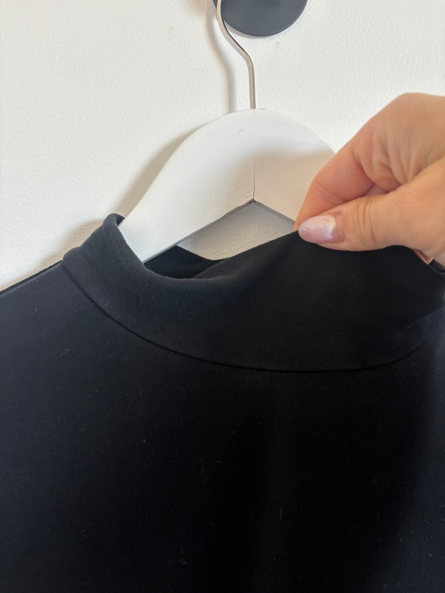 Pink Martini Stretch Mock Neck Top Abel Top | XS (O38L4)