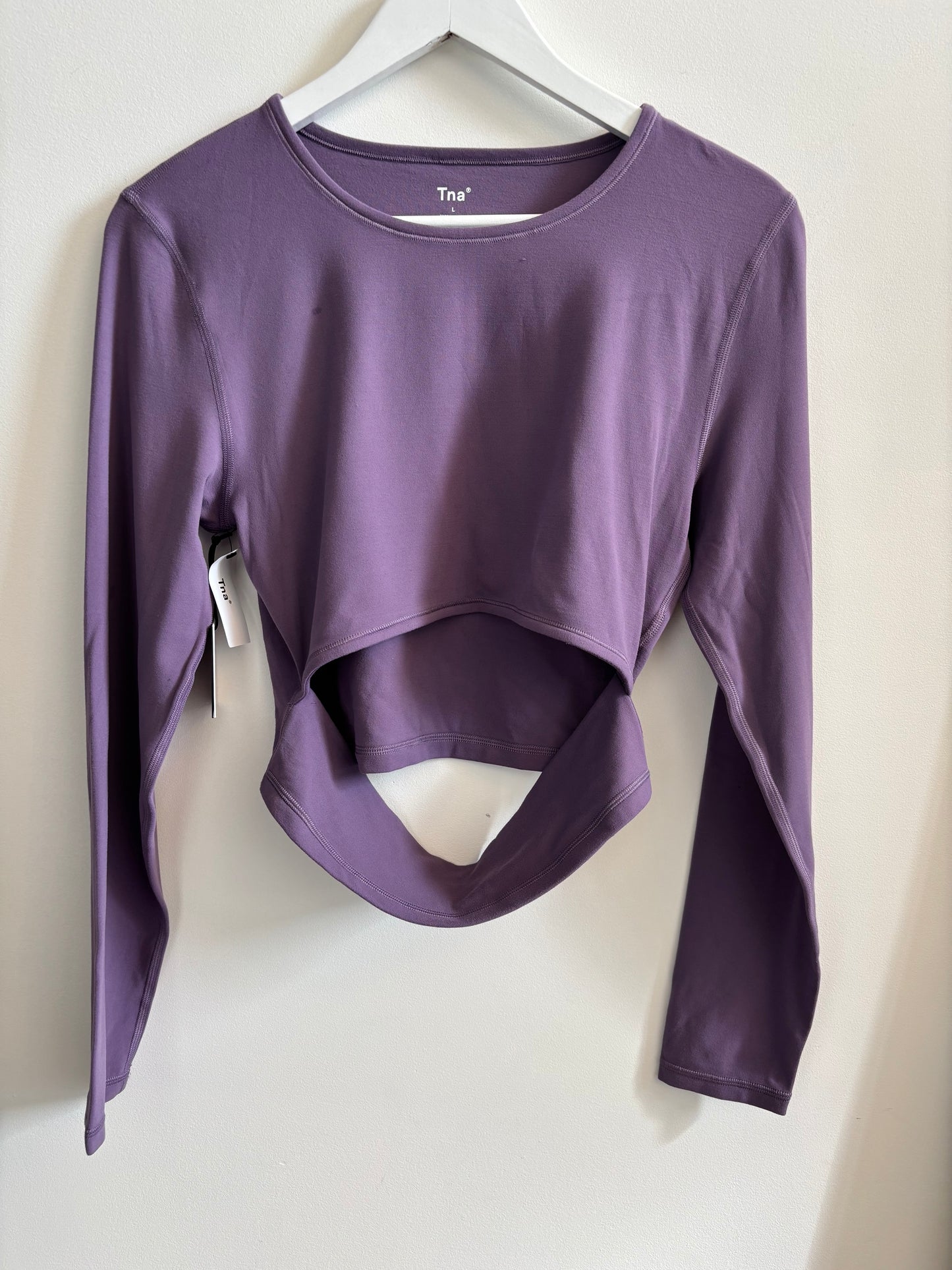 NWT TNA/Aritzia Cut Out Long Sleeve | Large