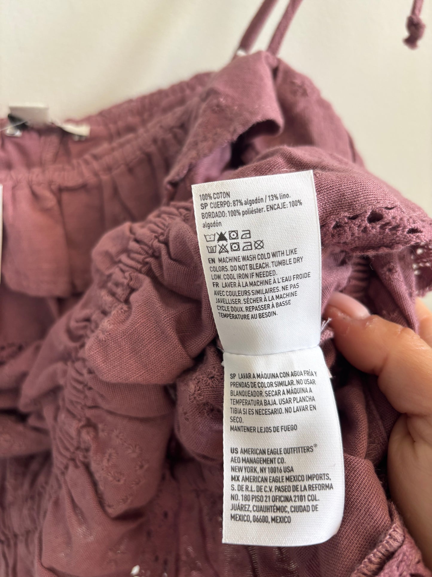 NWT American Eagle Ruffle Eyelet Top | Medium