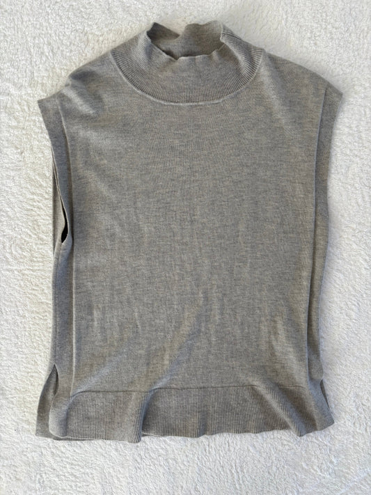 Banana Republic Sleeveless Sweater | Medium (fits large)