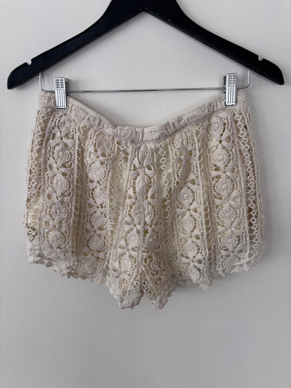 Ivory Crochet Summer Shorts | Sz Medium