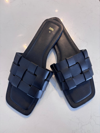 Zara Woven Slide Sandals in Black | Sz 9