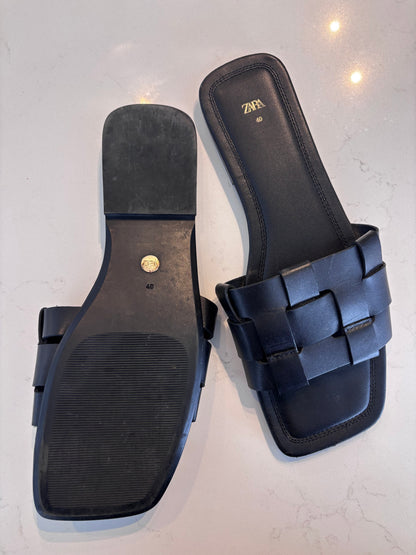 Zara Woven Slide Sandals in Black | Sz 9