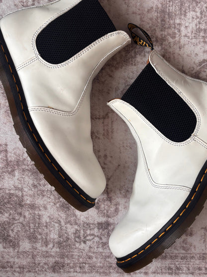Dr. Martens Unisex Leather Chelsea Boots in White | Sz 10