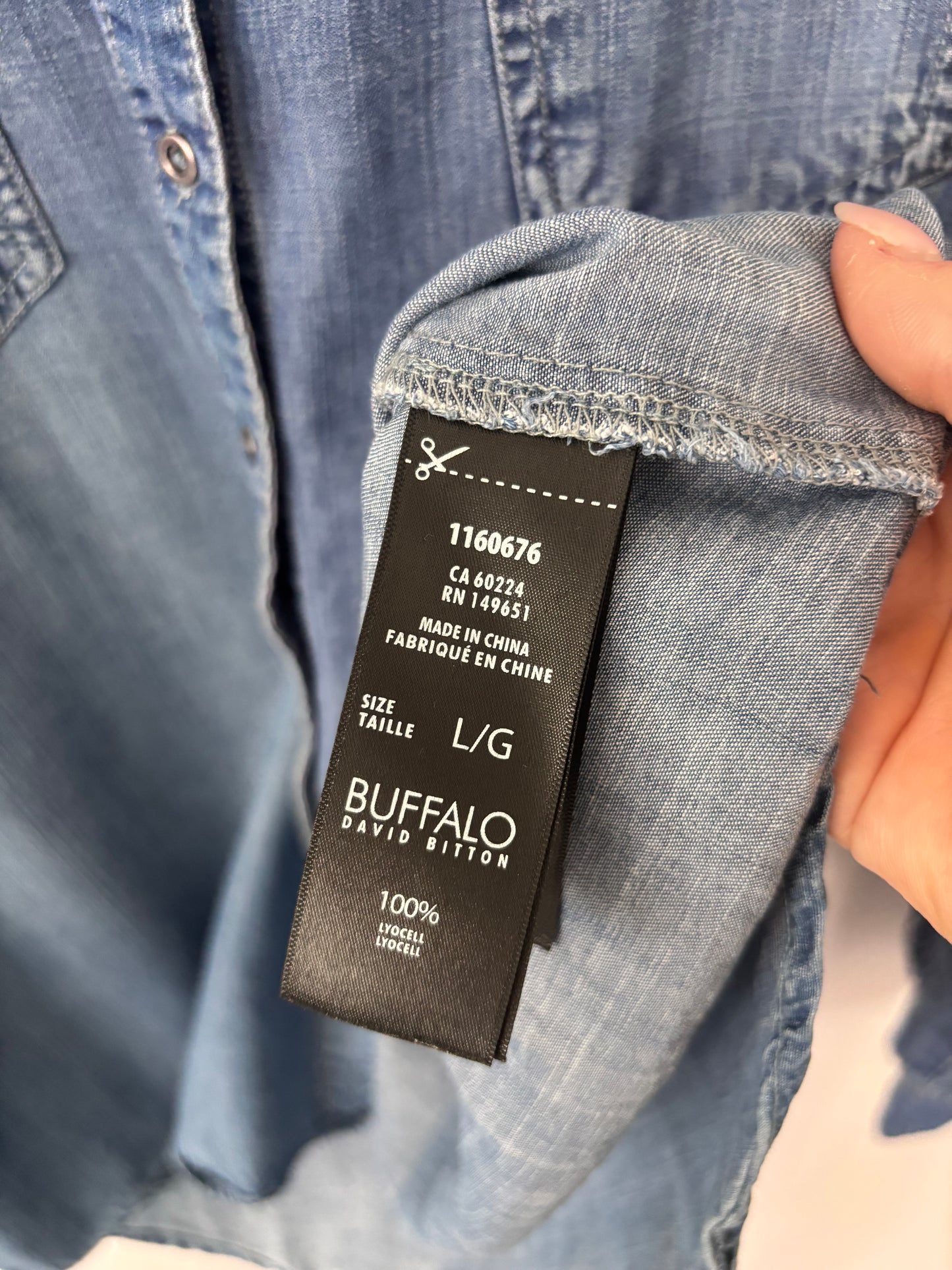 Buffalo Soft Denim Button Up LS | Sz Large