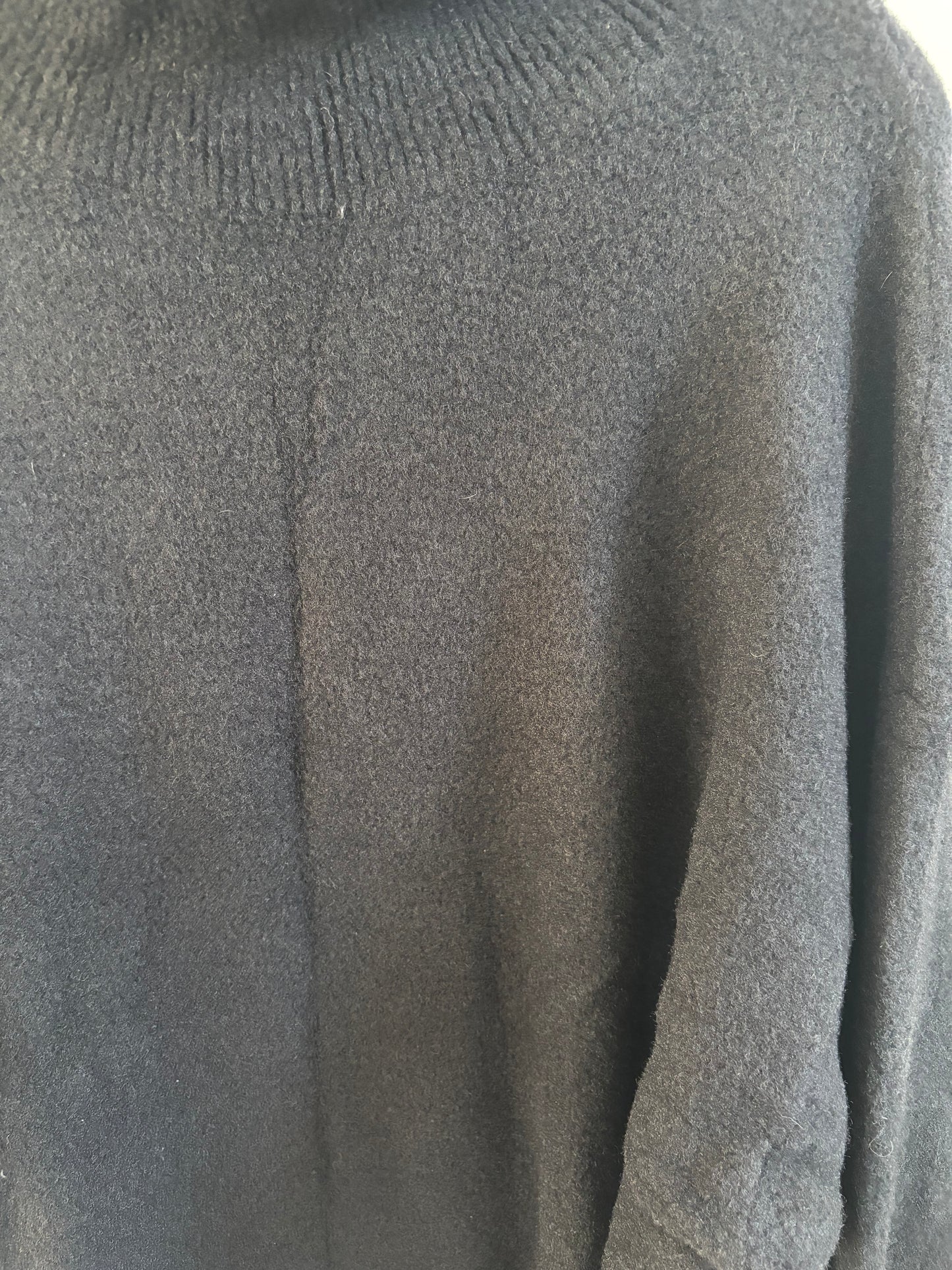 Wilfred Free / Aritzia High Neck Hush Pullover in Black | XL (O98P3)