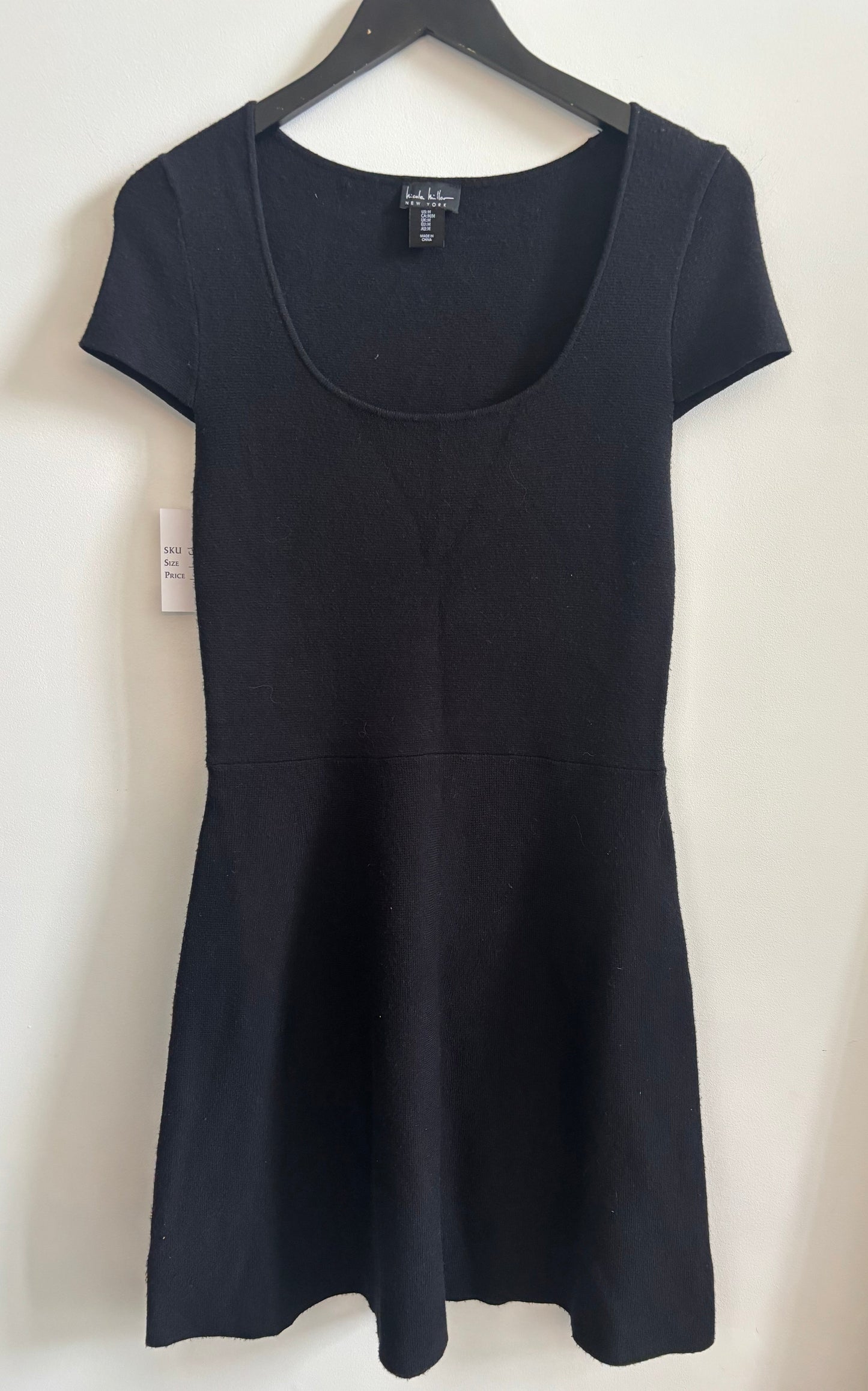Nicole Miller Knit Dress | Medium