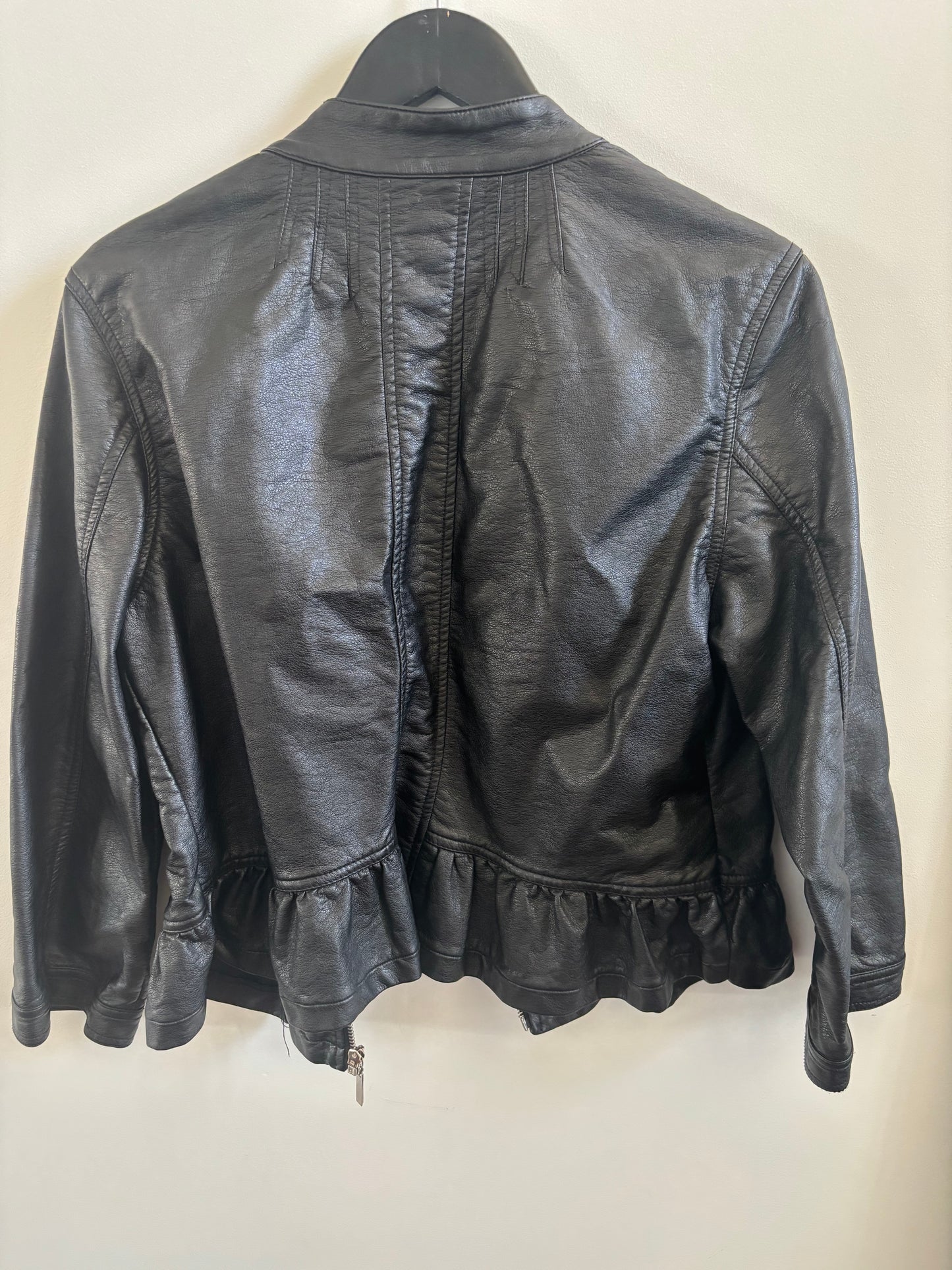 Guess Ruffled Hem Faux Leather Jacket | XLarge (fits more like Medium) (O149C16)