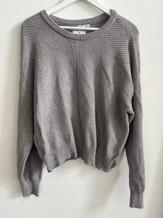 Dex Asymmetric Ribbed Grey Knit Sweater | Medium