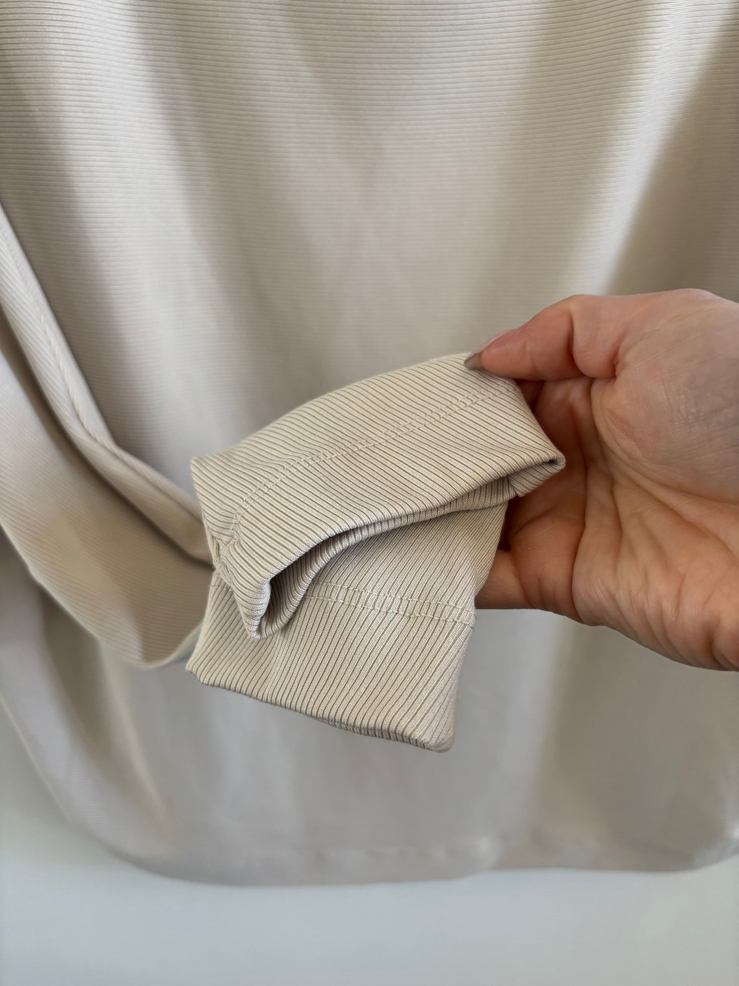 Dex Cream* Ribbed Mock Neck Long Sleeve | L (O121M17)