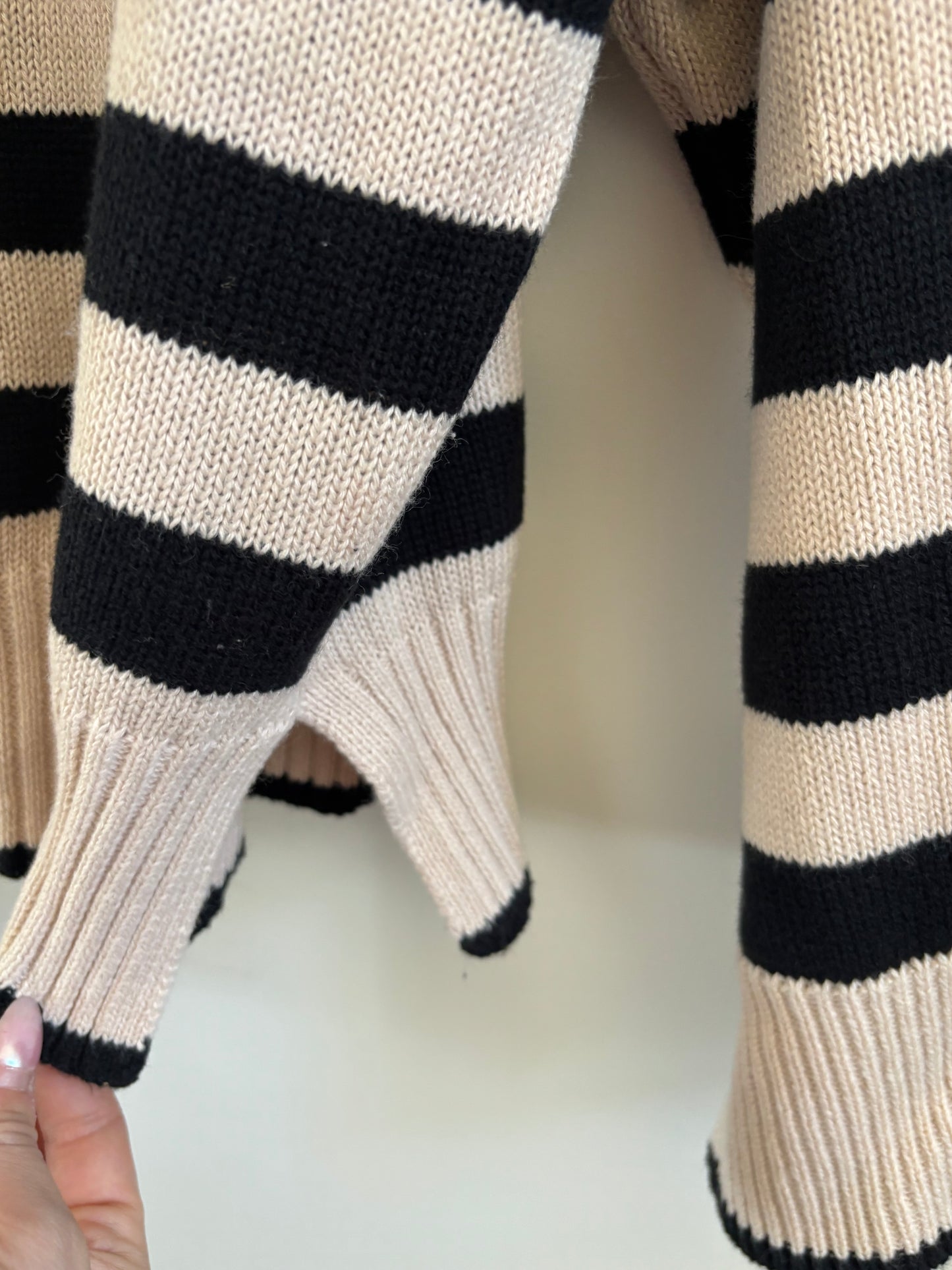 RD Style Magda Striped Crew Neck Sweater | Medium Oversized fit (O125M17)