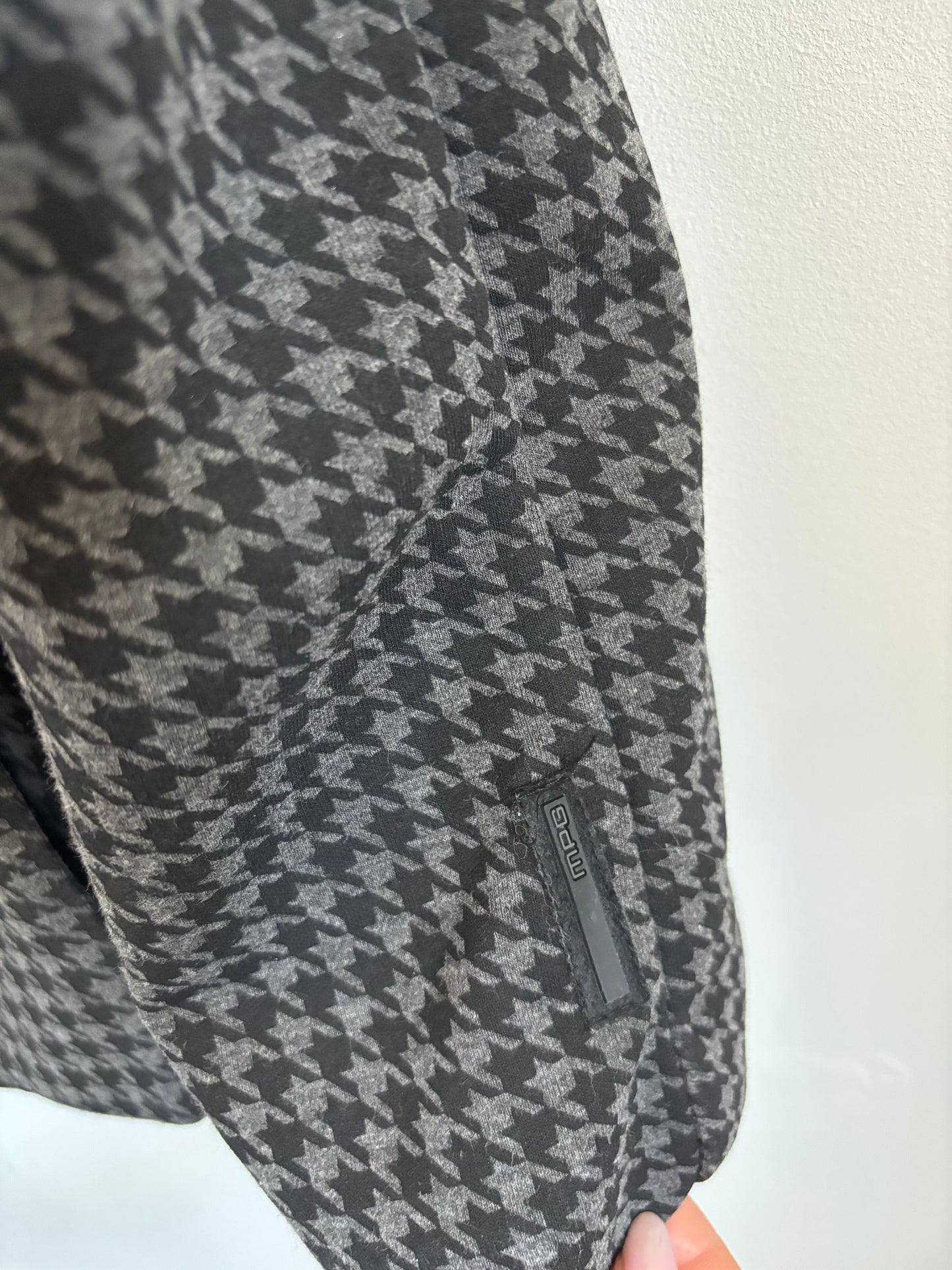 MPG Black/Grey Houndstooth Jacket | Large