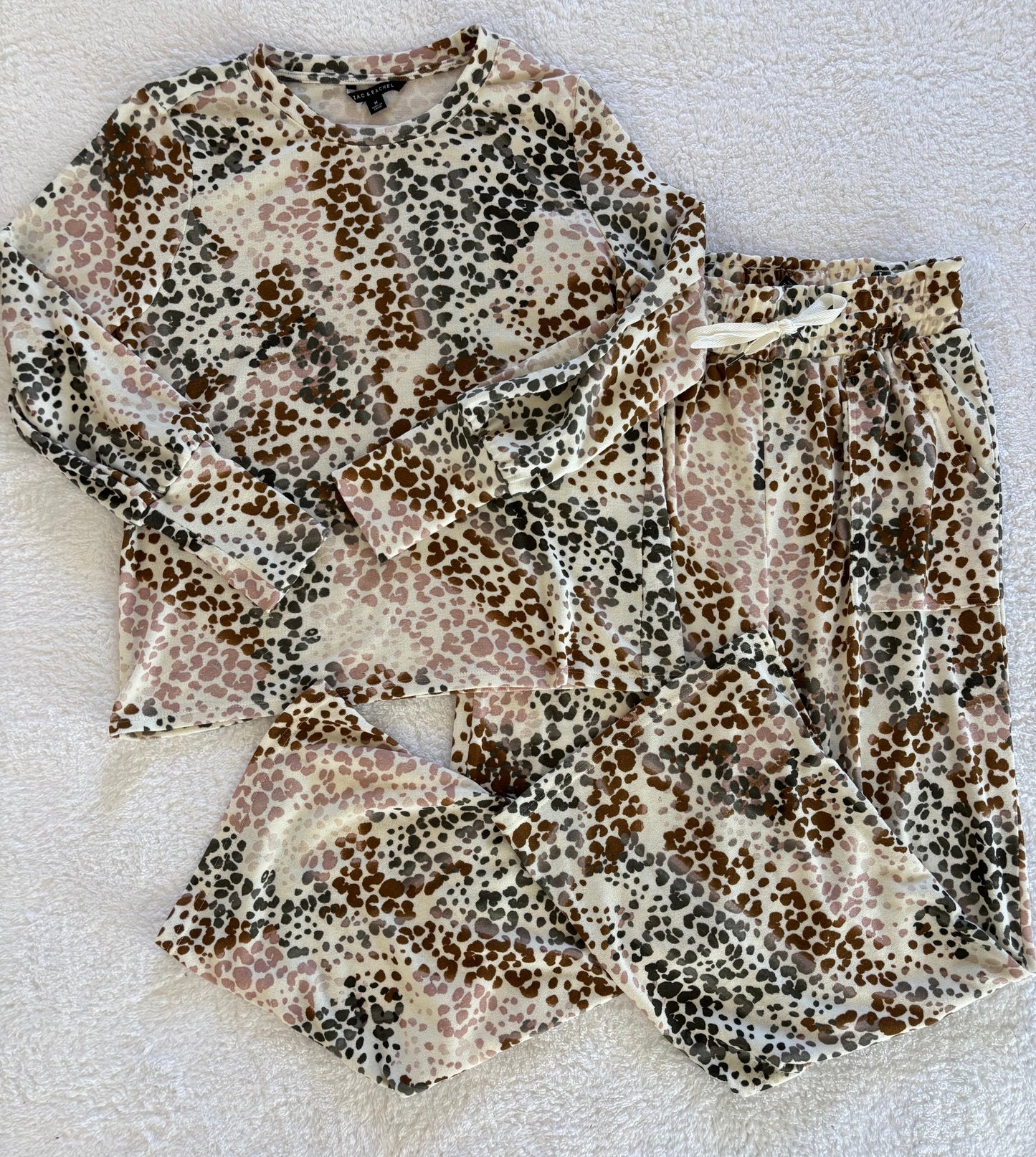 Zac & Rachel Printed Lounge Set | Medium (O154W10)