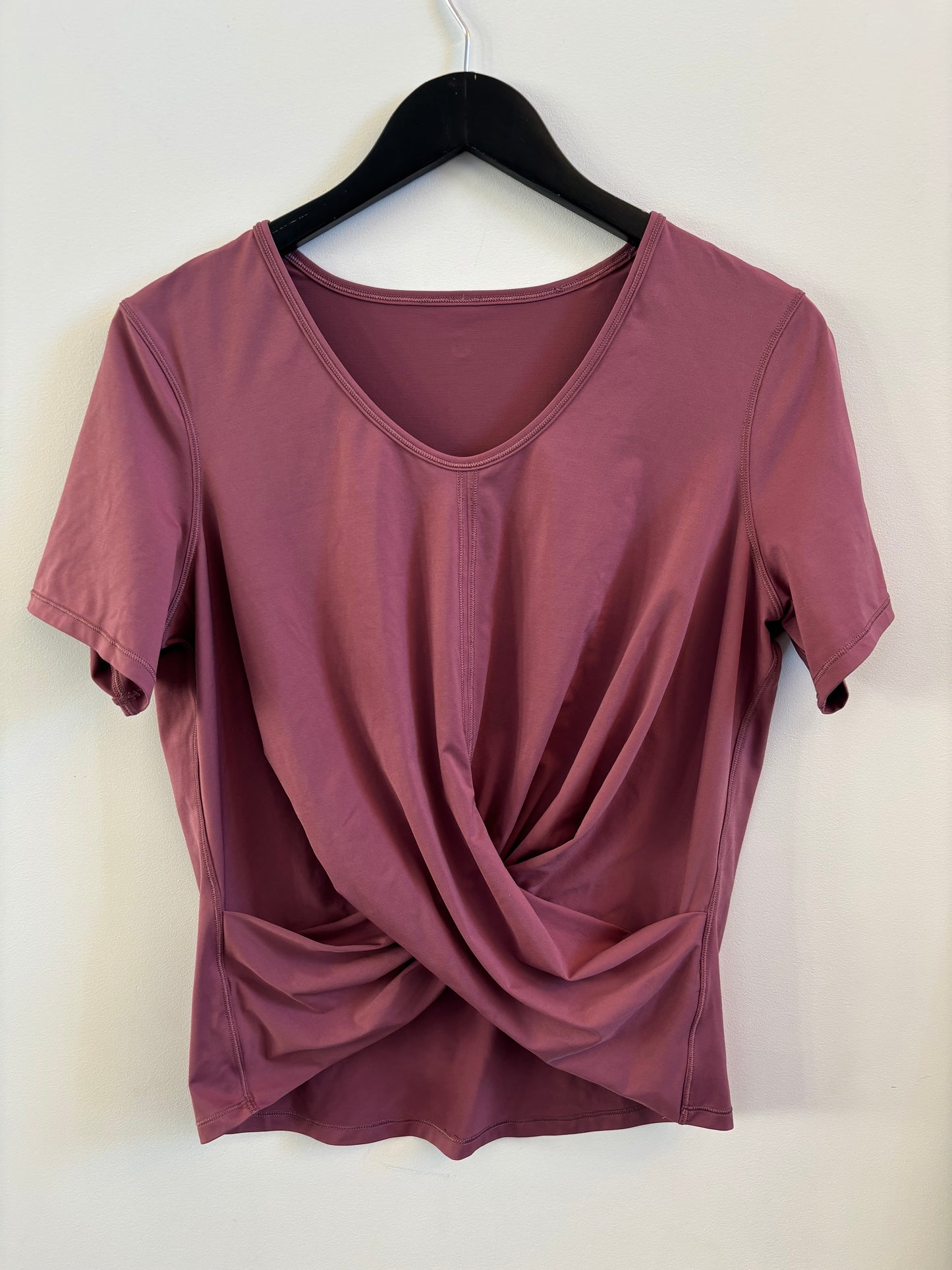 Lululemon Do the Daily Short Sleeve in Plumful | 8 (O166W10)