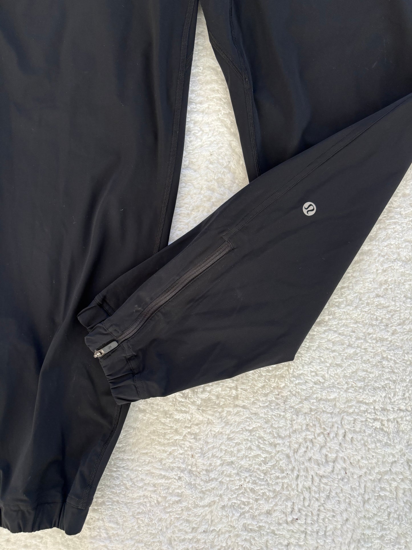 NWT Lululemon Adapted State High Rise Jogger Black | 10 (O117M17)
