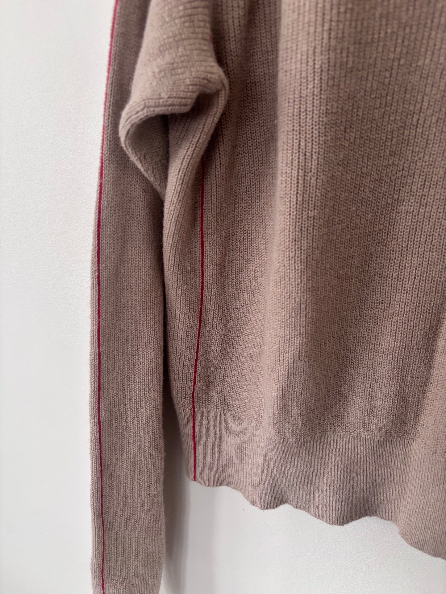 Aritzia Babaton Knit Cashmere Taupe Sweater | Sz Medium