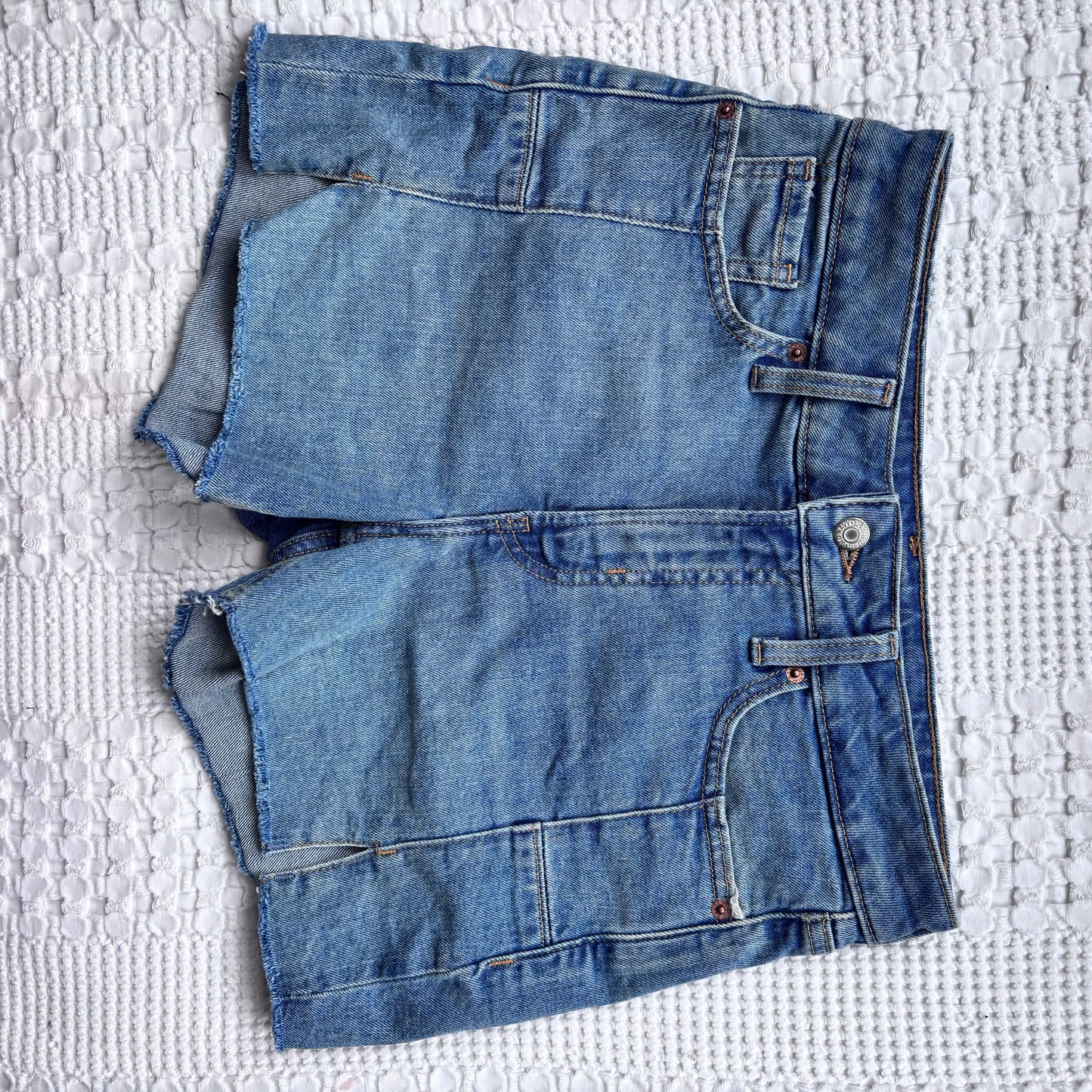 Aerie Daydream Denim Shorts (dark wash 1) | Sz Small