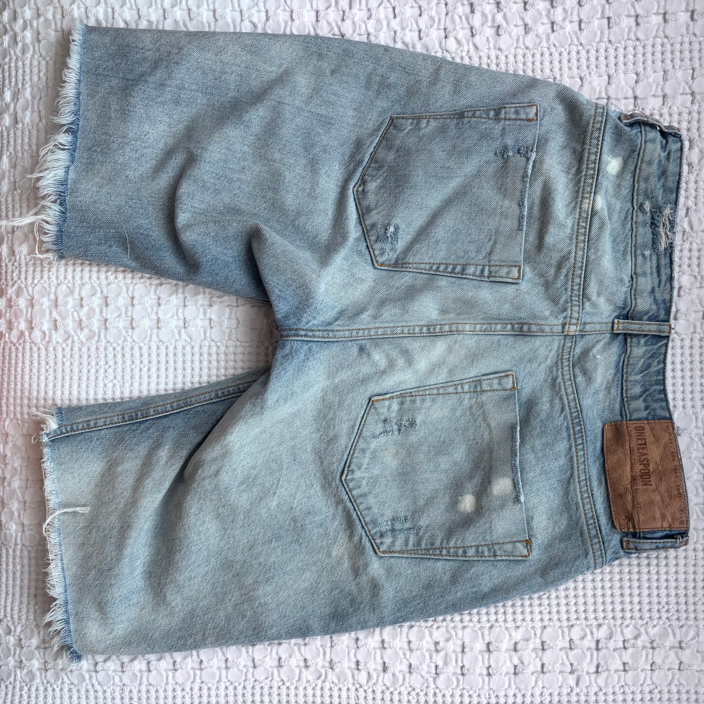 One Teaspoon Mid Thigh Shorts | Sz 28
