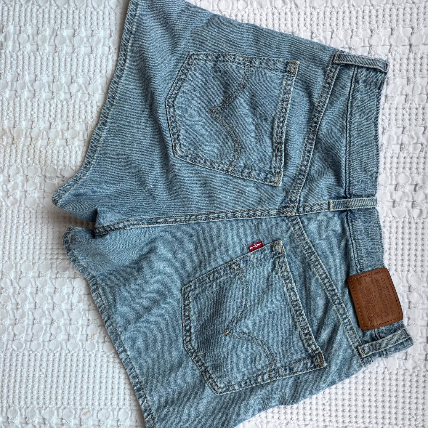 Levi's High Loose Shorts (w Hemp) | Sz 29