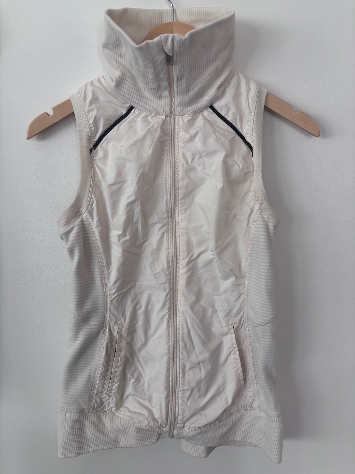 Lululemon Won't Stop Vest Hyper Stripe Angel Wing | Sz 6