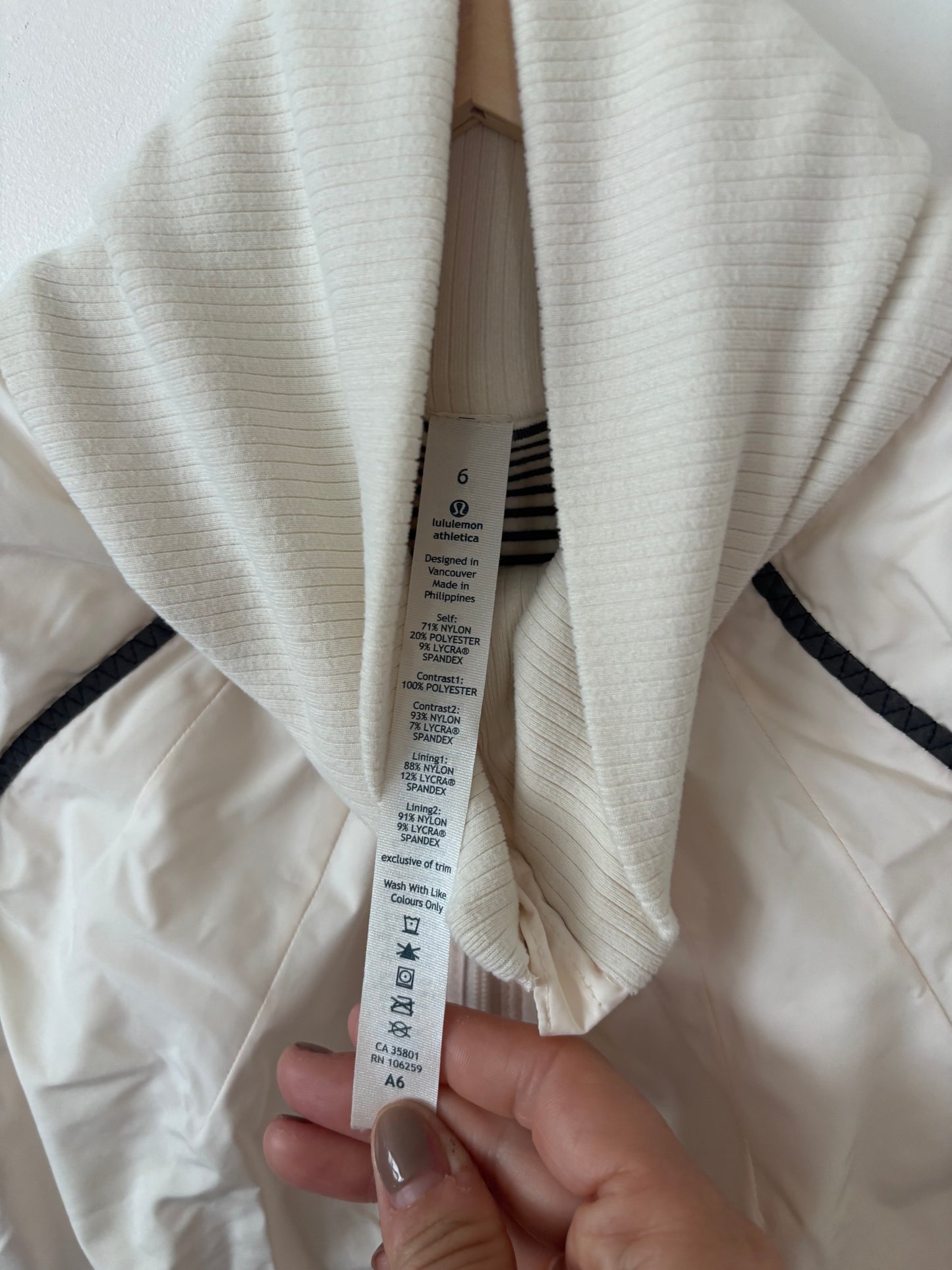Lululemon Won't Stop Vest Hyper Stripe Angel Wing | Sz 6