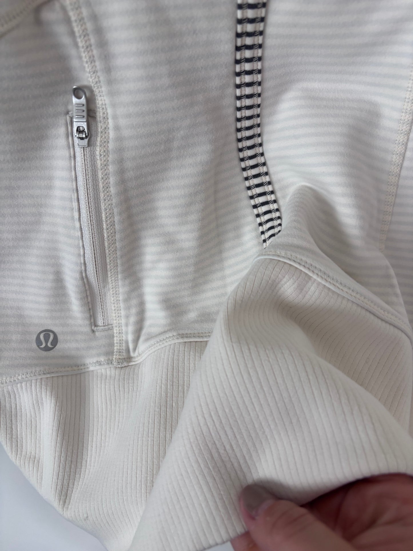Lululemon Won't Stop Vest Hyper Stripe Angel Wing | Sz 6