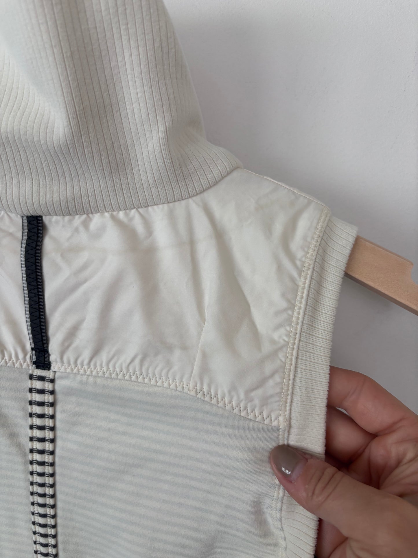 Lululemon Won't Stop Vest Hyper Stripe Angel Wing | Sz 6