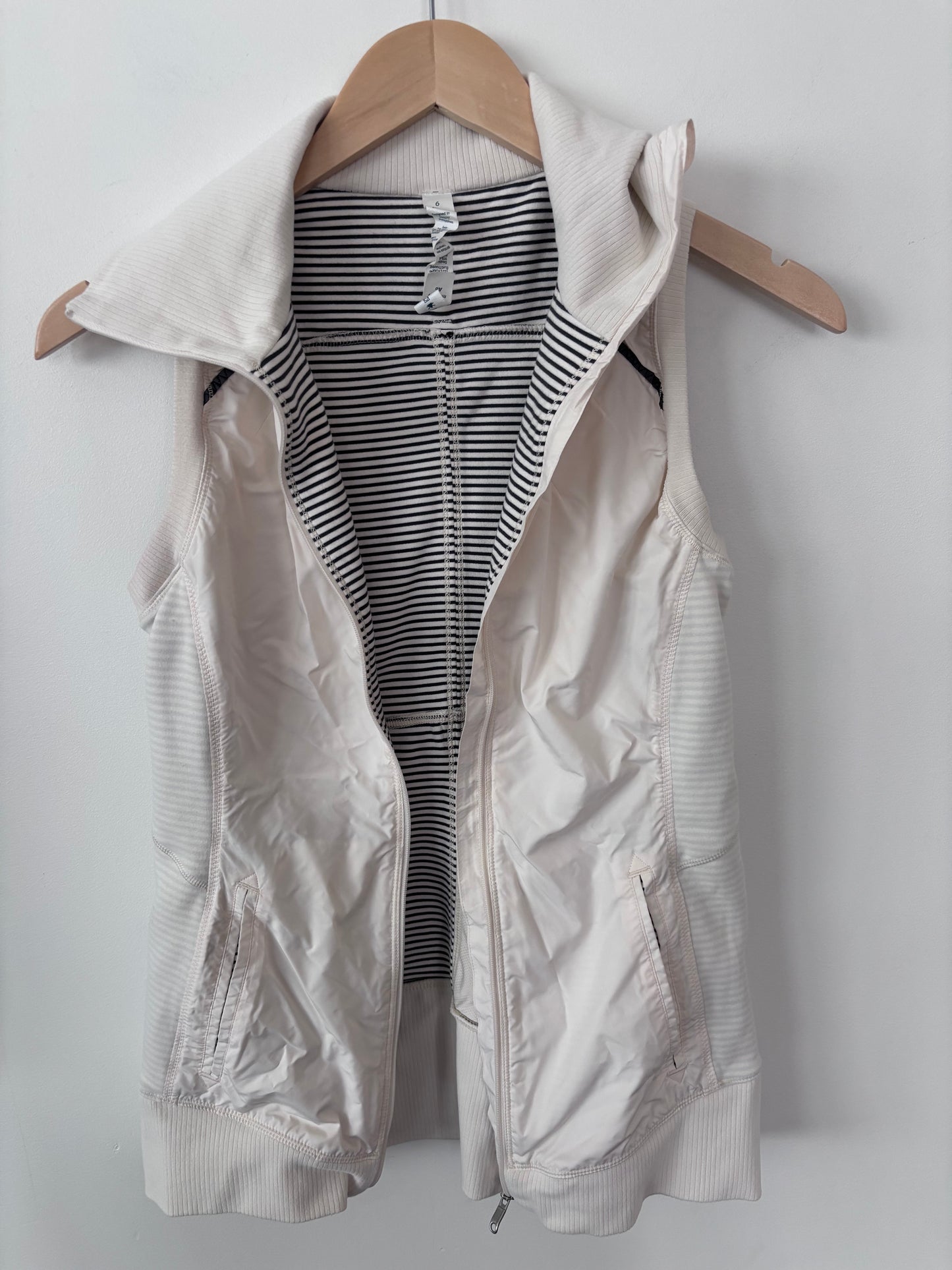 Lululemon Won't Stop Vest Hyper Stripe Angel Wing | Sz 6