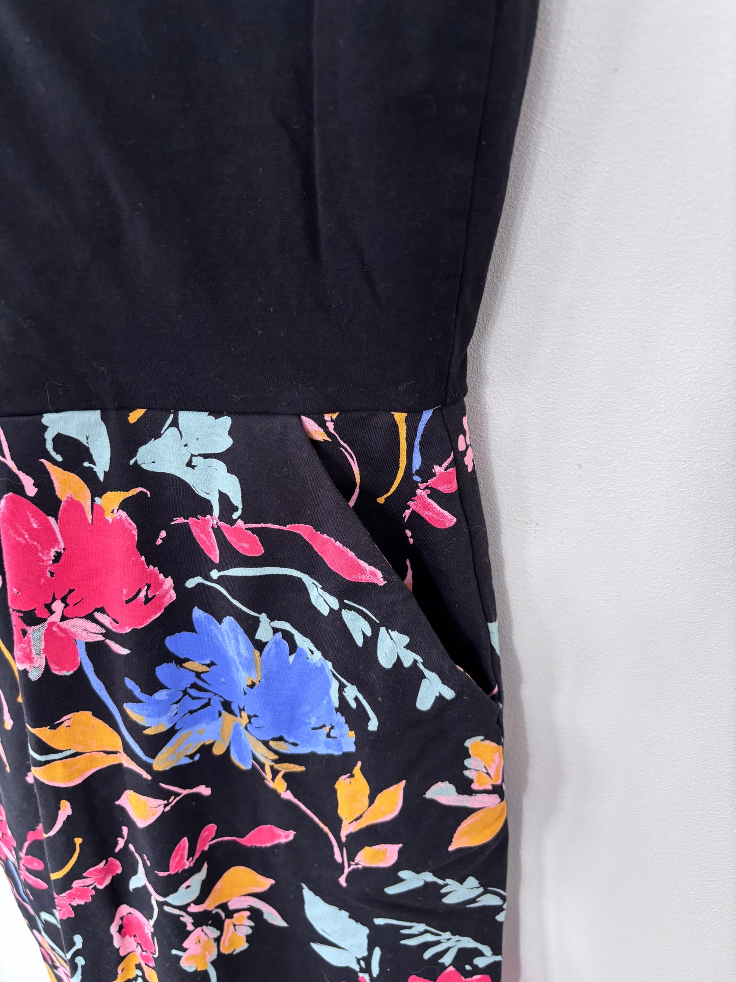 Pact Organic Cotton Black Floral Tie Back Dress | Sz Medium