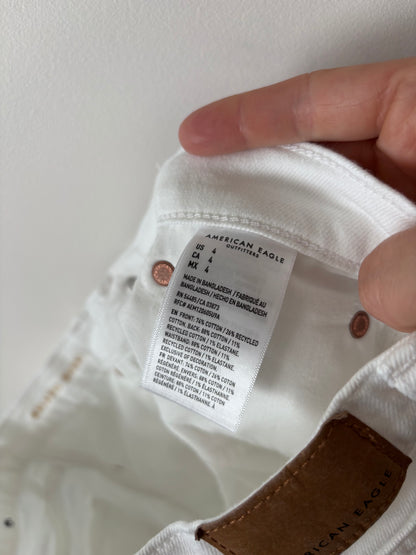 AE Relaxed Shorts Strigid White | Sz 4