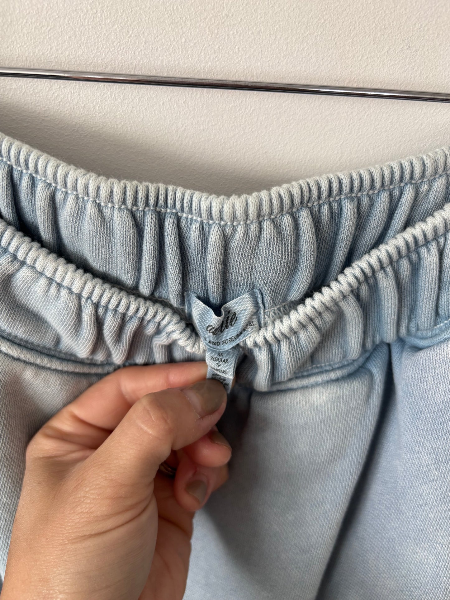 Aerie Oh Snap! Barrel Sweatpant | Sz XS (Fits a Small)